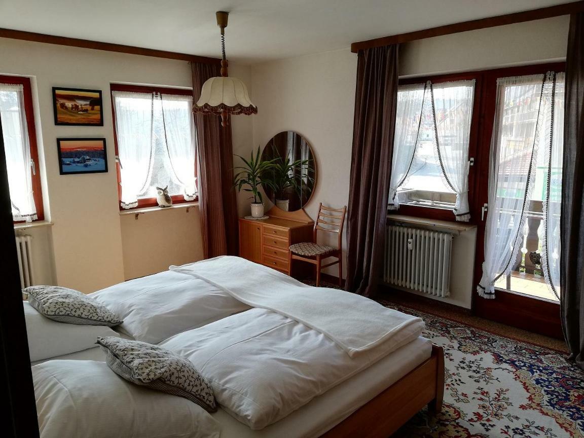 Hotel-Pension Zum Bierhaus Rötenbach المظهر الخارجي الصورة